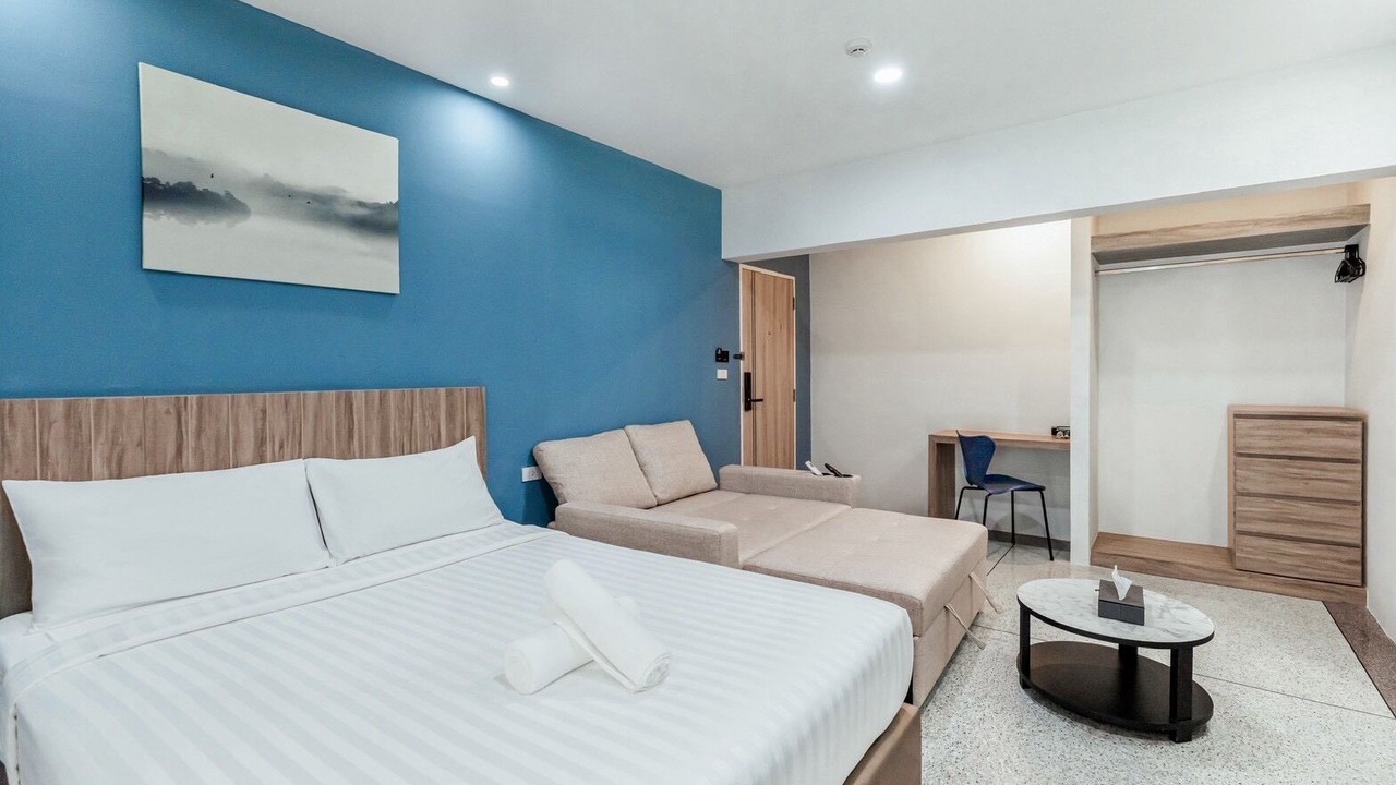Photo of Bedroom in Samsen Nok