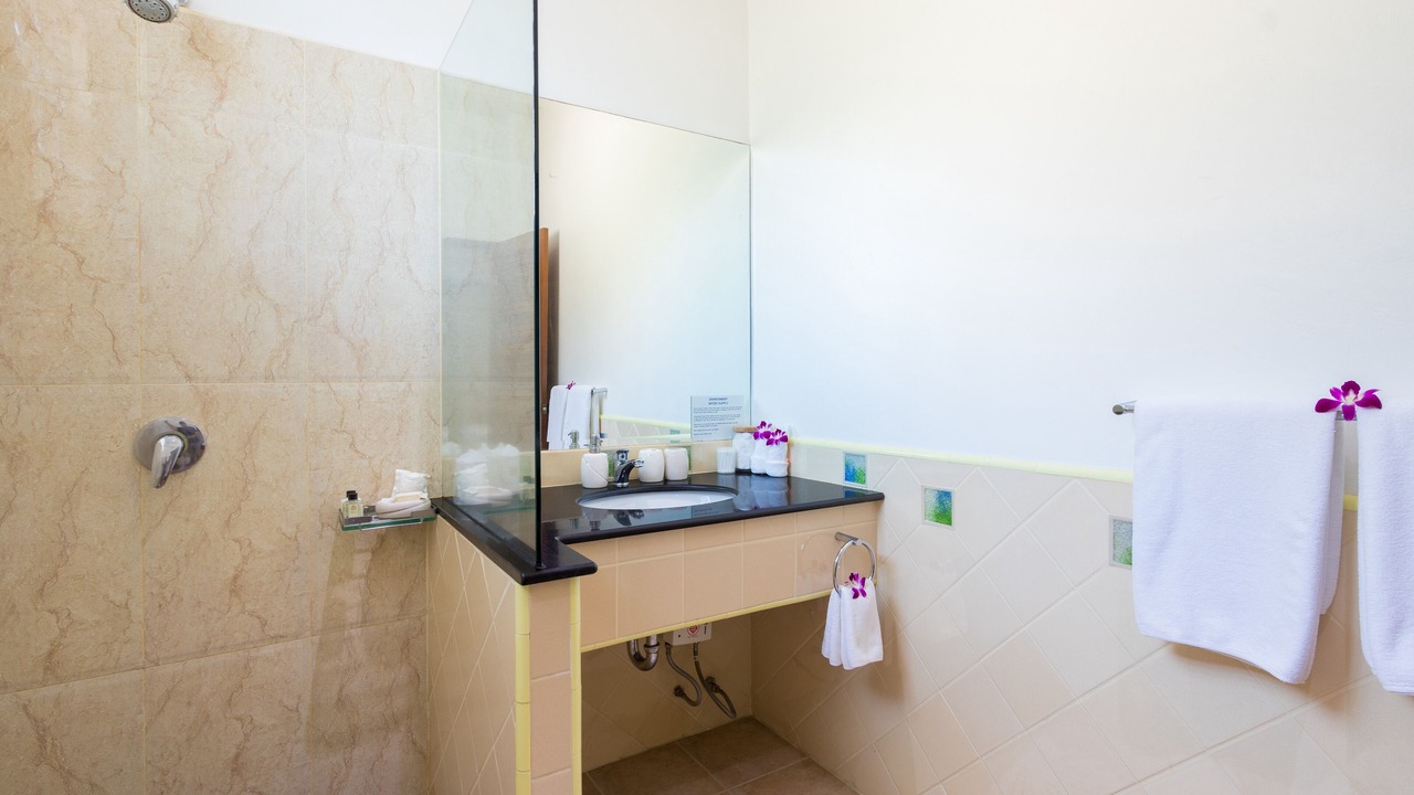 Photo of Bathroom in Kata