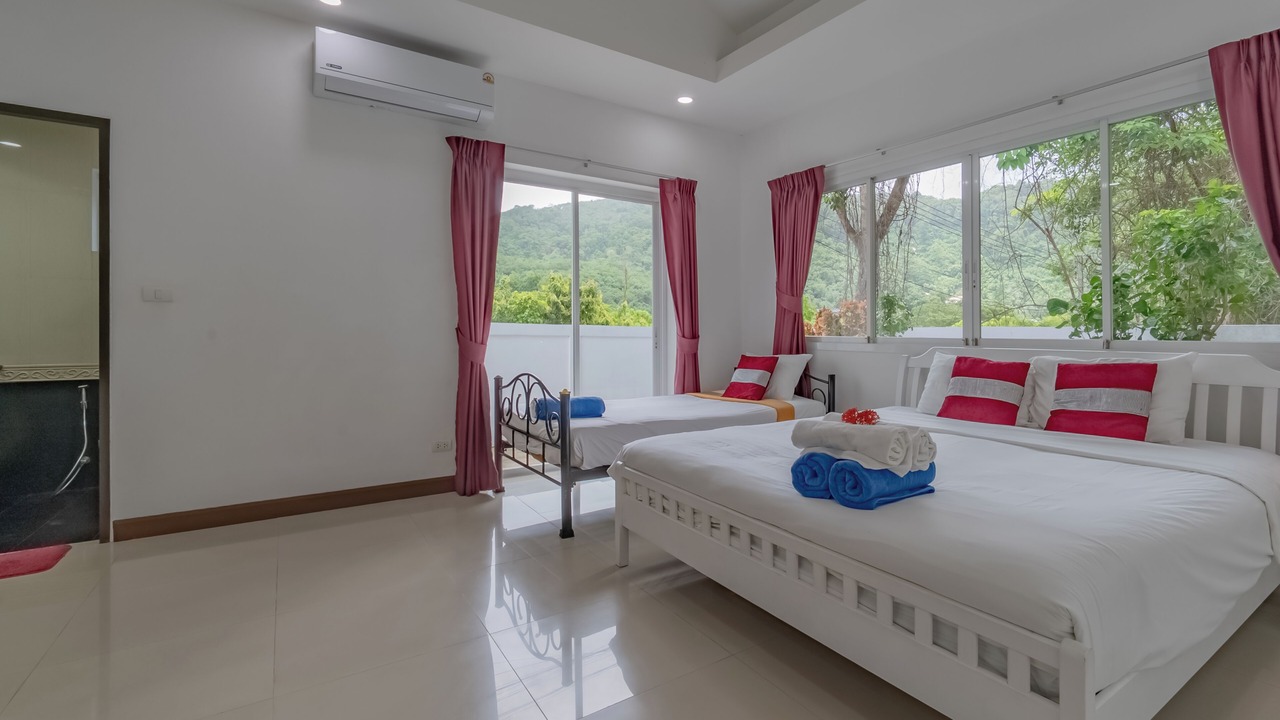 Photo of Bedroom in Chalong