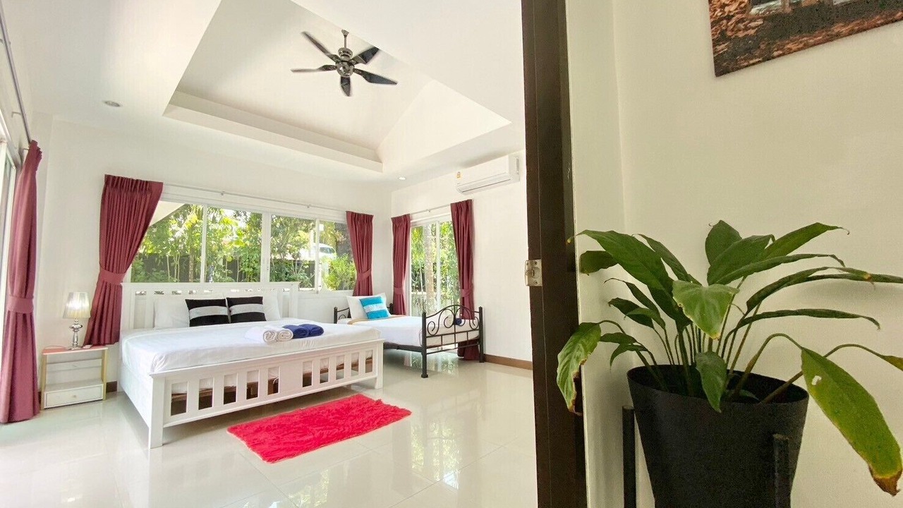 Photo of Bedroom in Chalong