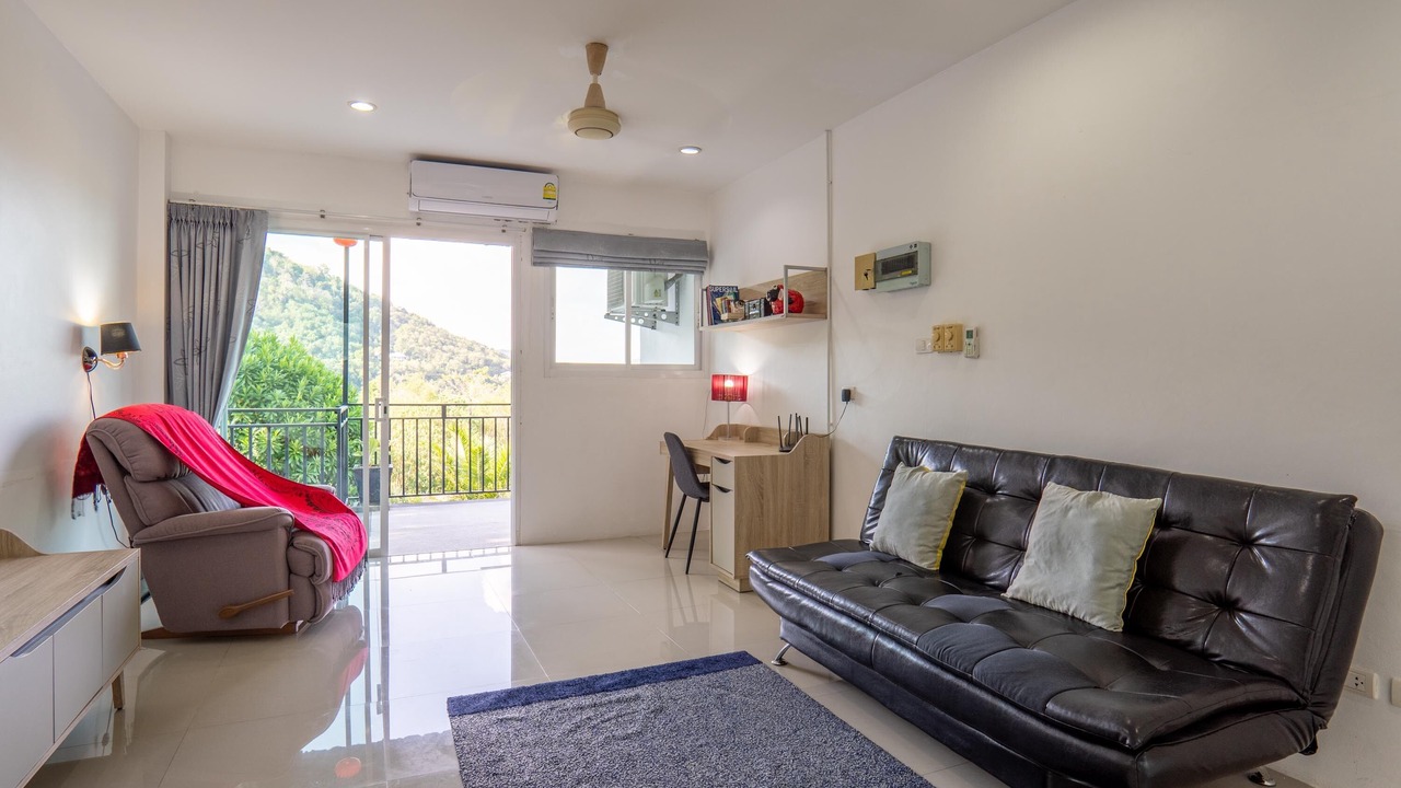 Photo of Livingroom in Chalong
