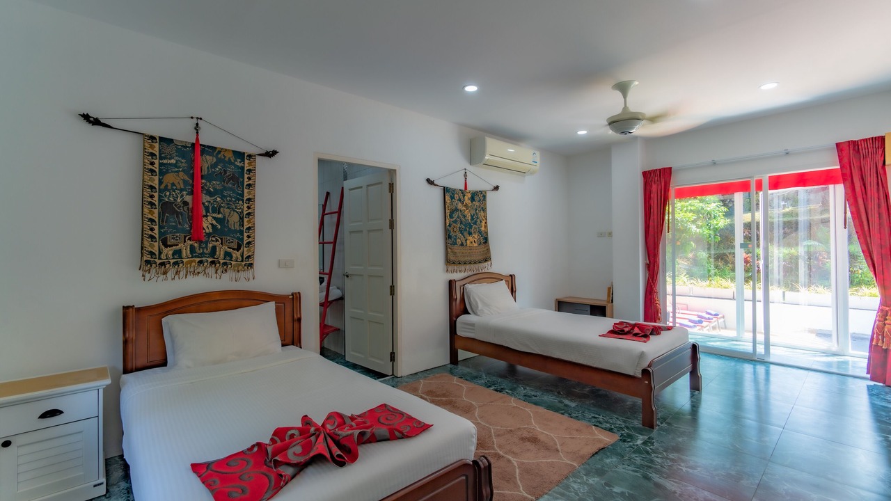 Photo of Bedroom in Chalong