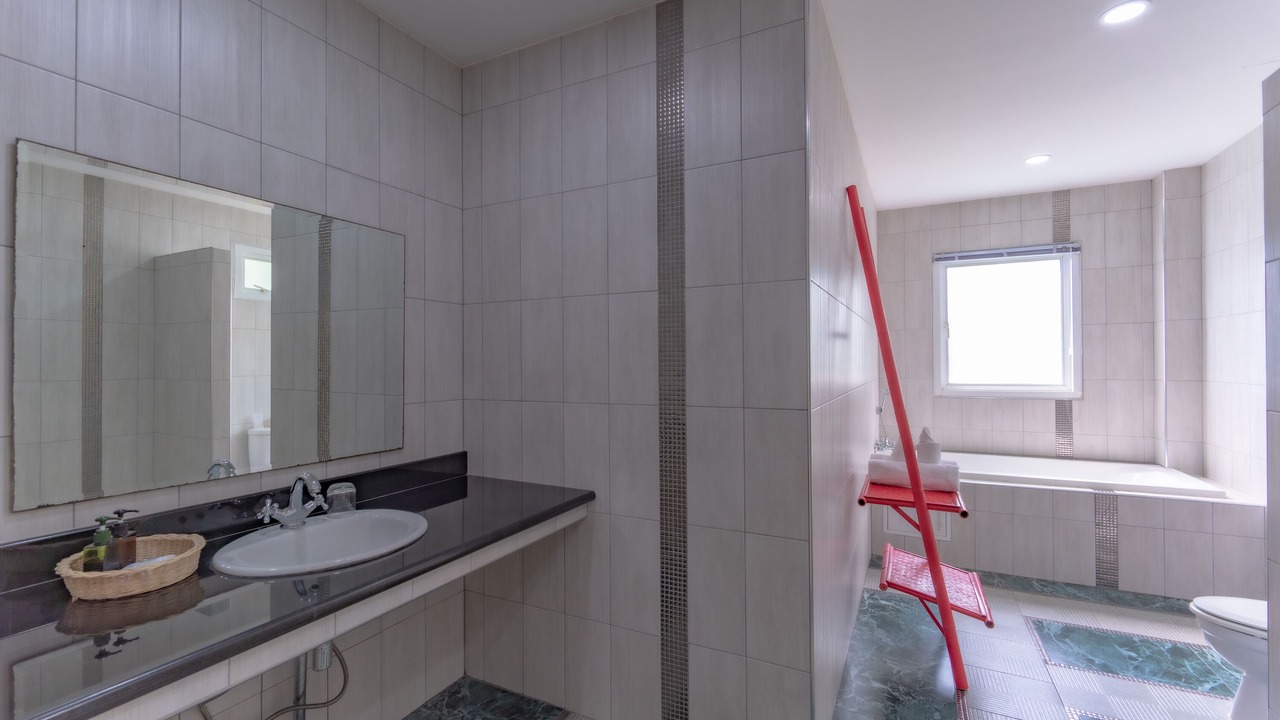 Photo of Bathroom in Chalong