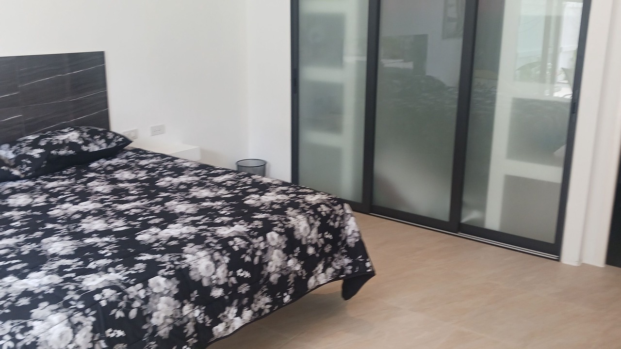 Photo of Bedroom in Maret