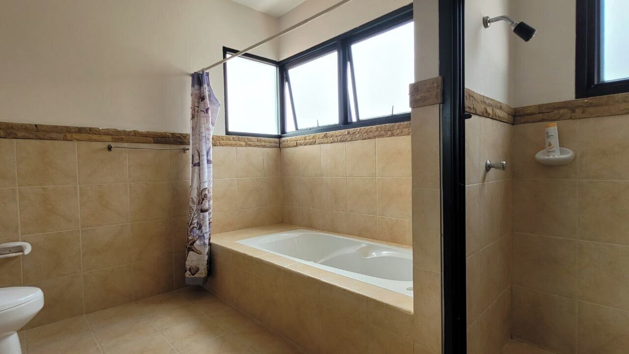 Photo of Bathroom in Kamala
