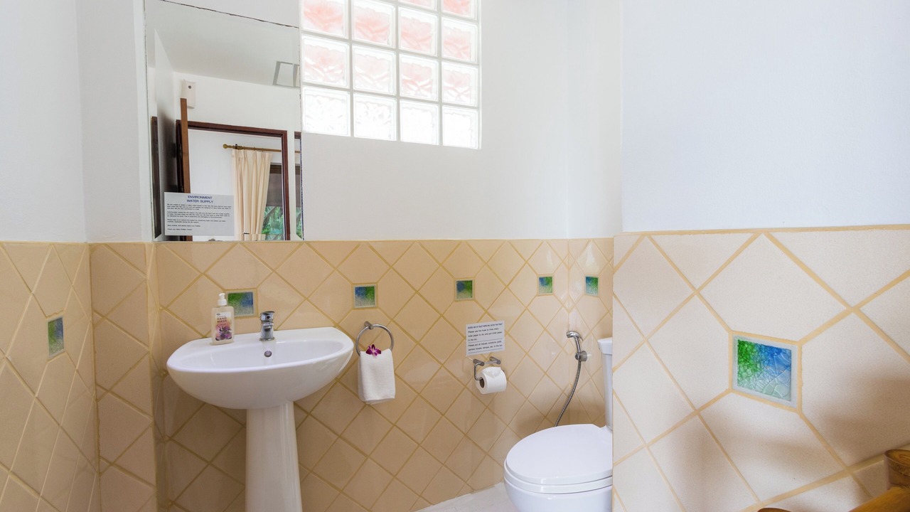 Photo of Bathroom in Kata