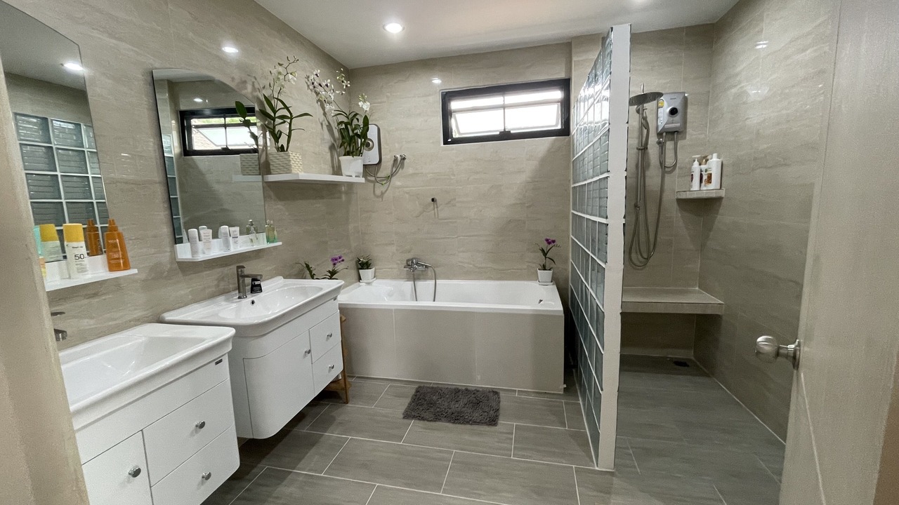 Photo of Bathroom in Kamala