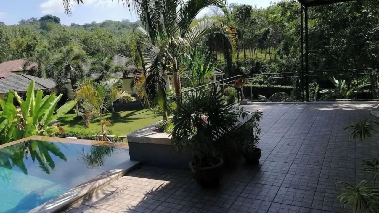 Photo of Outdoor in Thep Kasattri