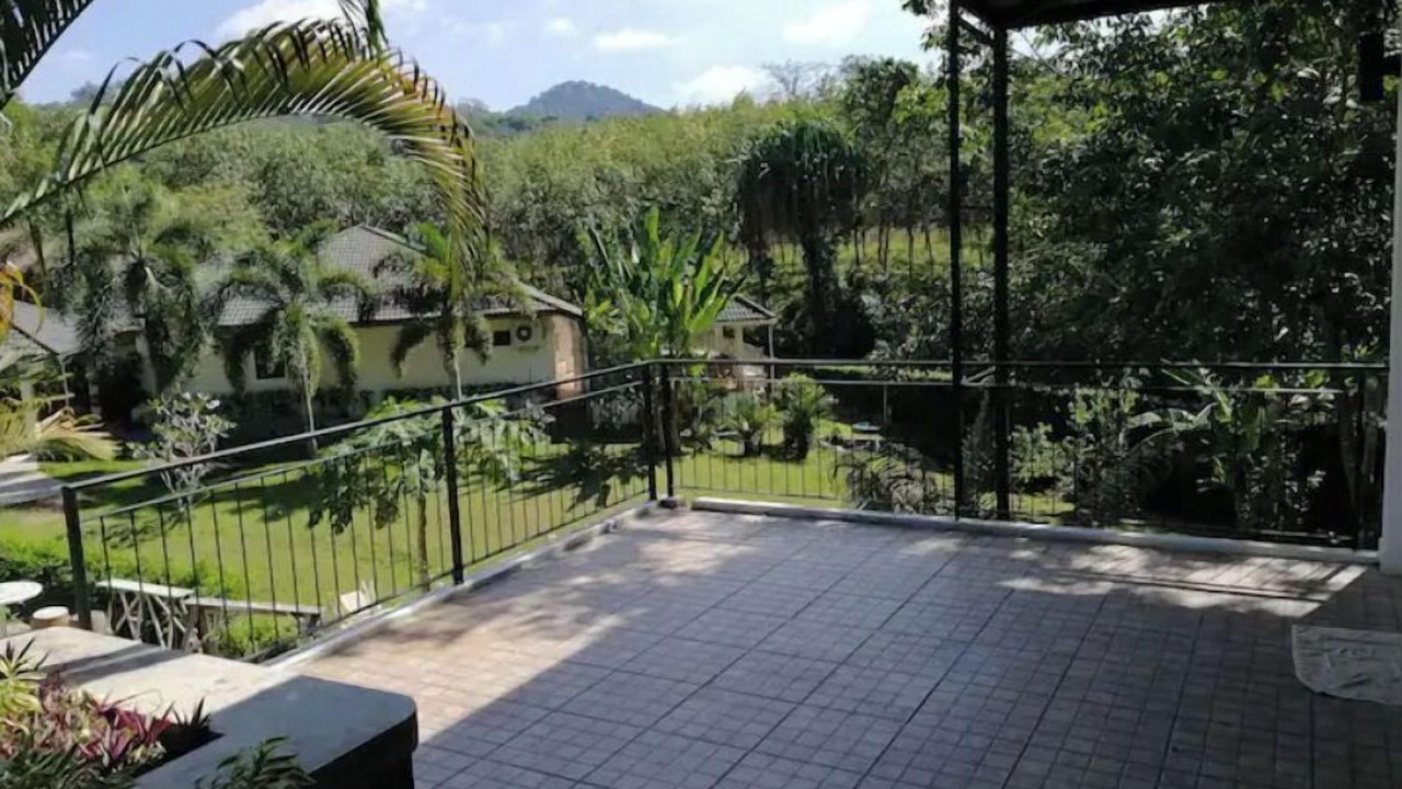 Photo of Outdoor in Thep Kasattri