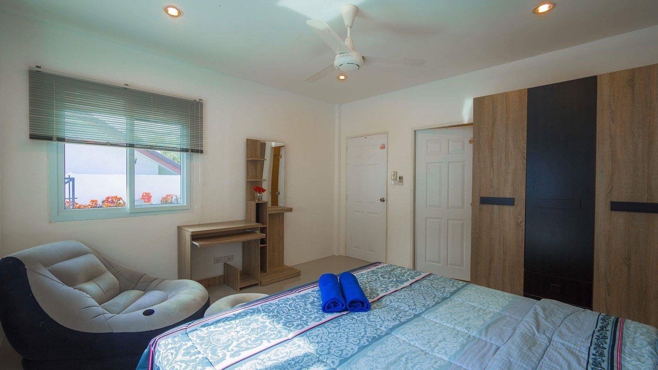 Photo of Bedroom in Chalong