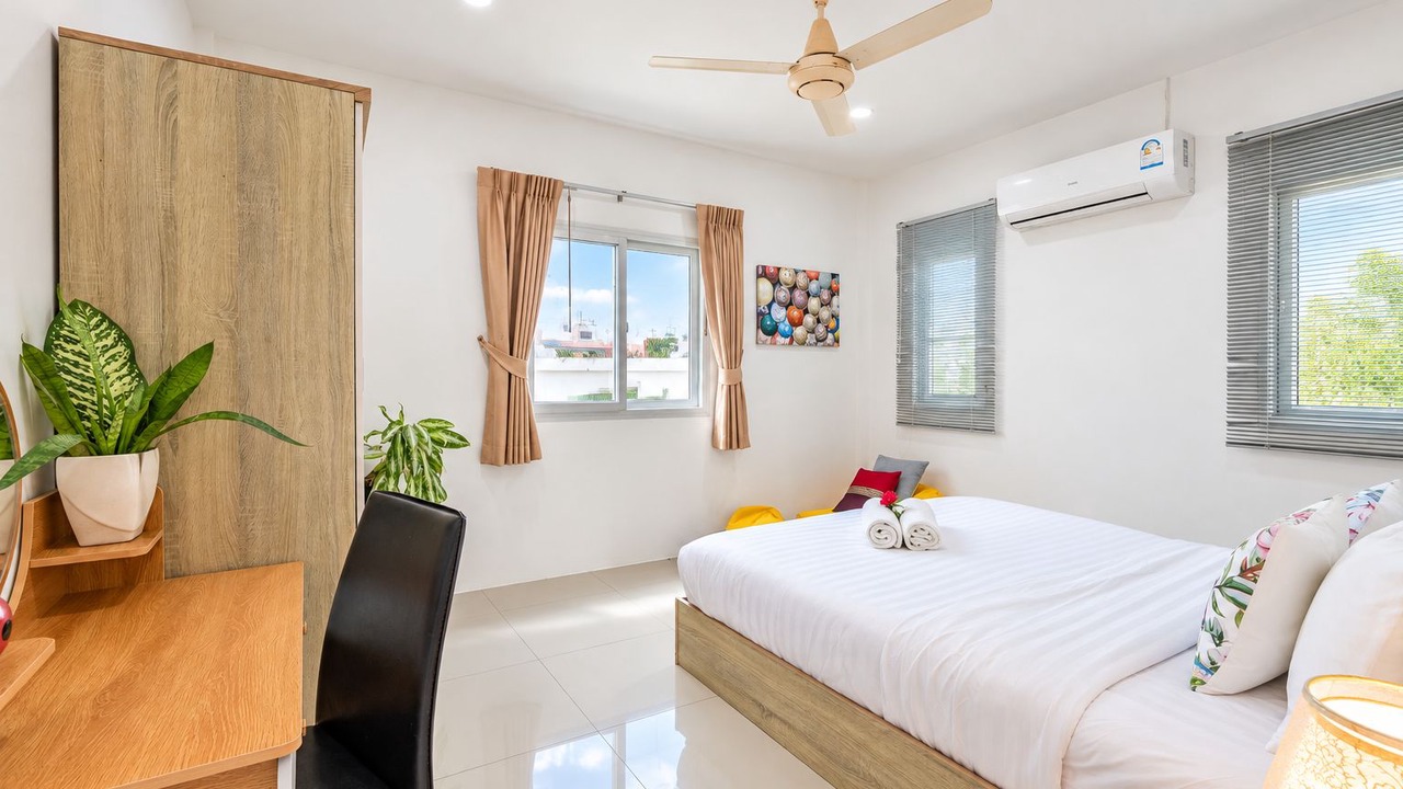 Photo of Bedroom in Chalong