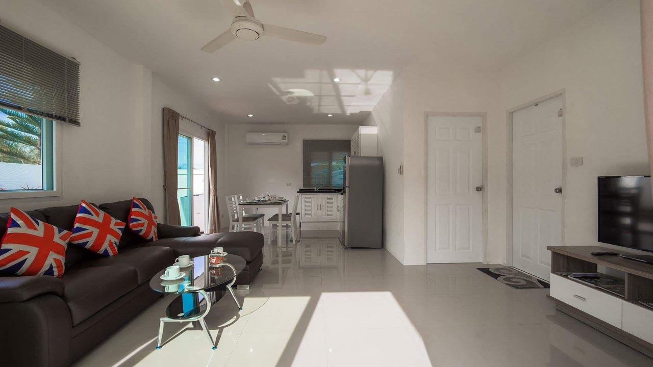 Photo of Livingroom in Chalong