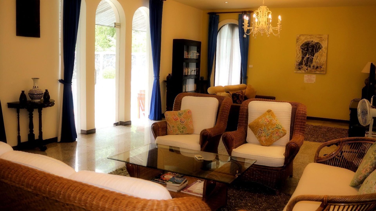 Photo of Livingroom in Chalong