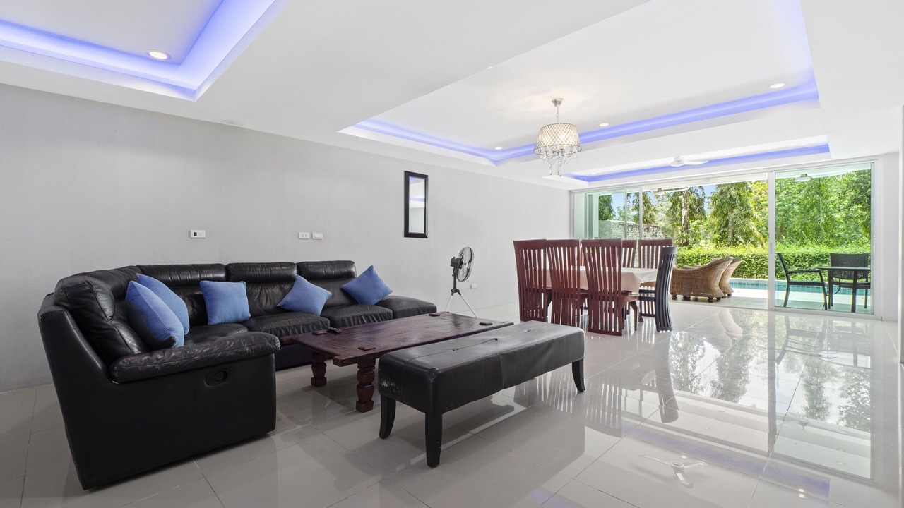 Photo of Livingroom in Kathu