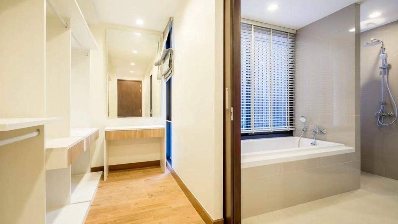 Photo of Bathroom in Thep Kasattri