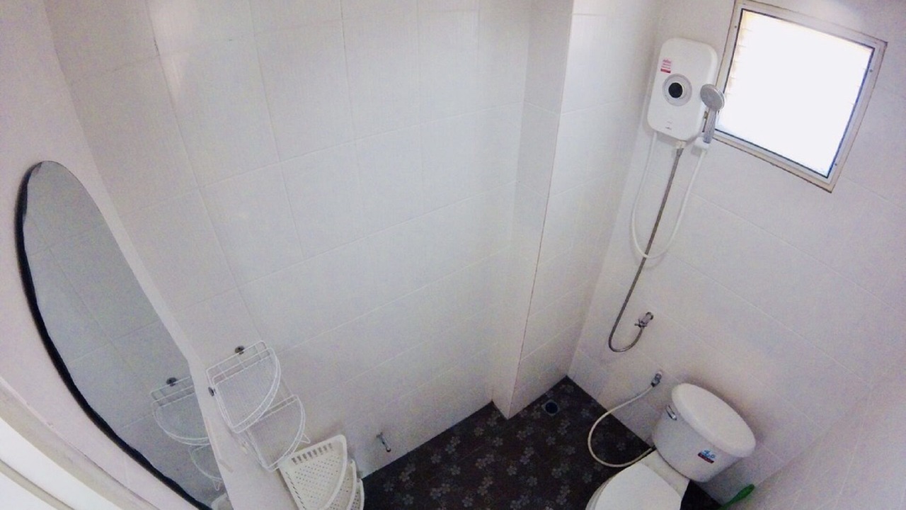 Photo of Bathroom in Si Sunthon