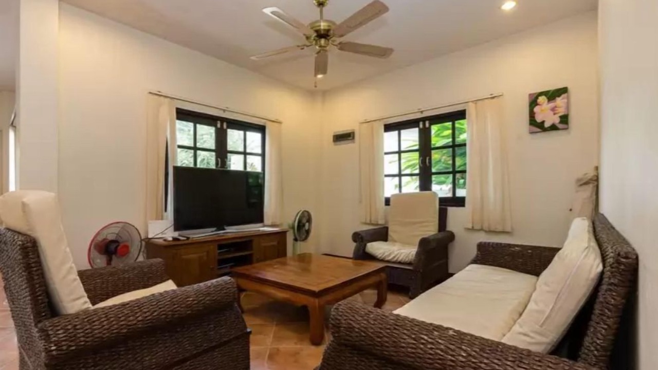 Photo of Livingroom in Hin Lek Fai