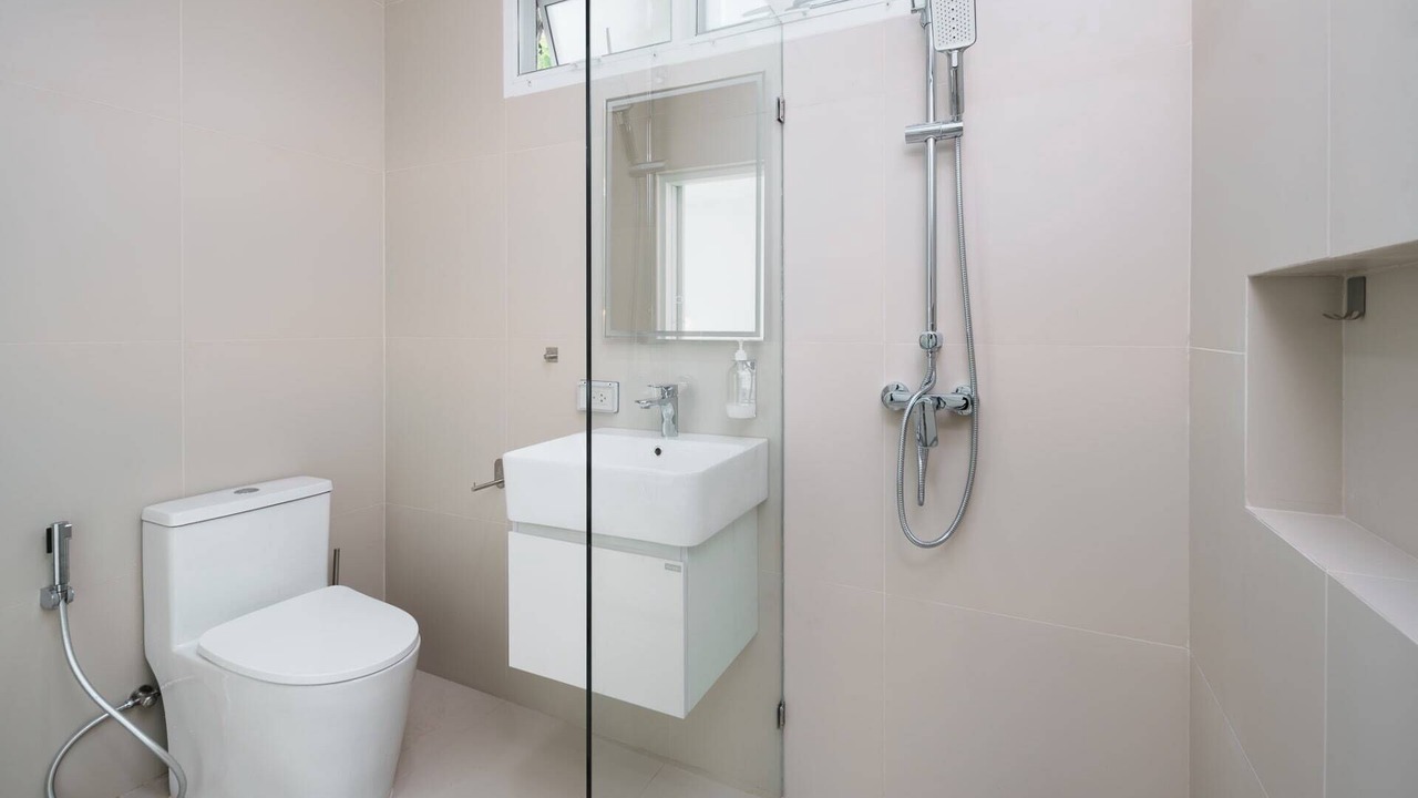 Photo of Bathroom in Hin Lek Fai