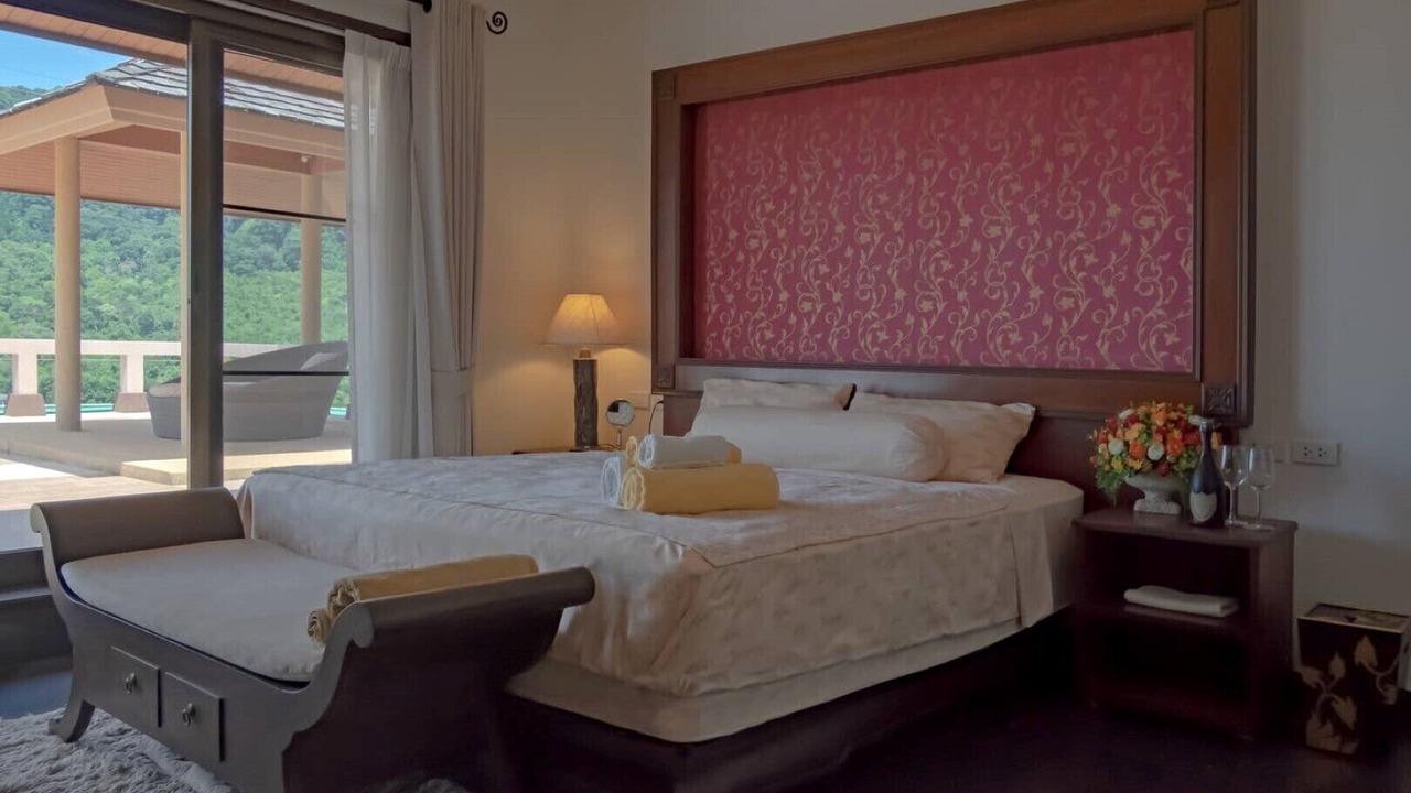 Photo of Bedroom in Ko Kaeo