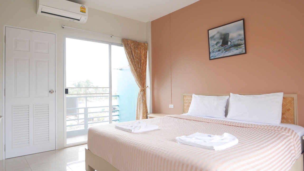 Photo of Bedroom in Chalong