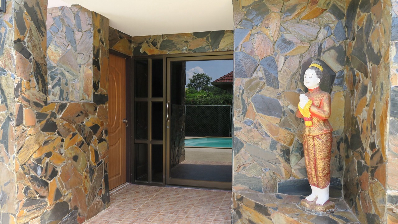 Photo of Outdoor in Thep Kasattri