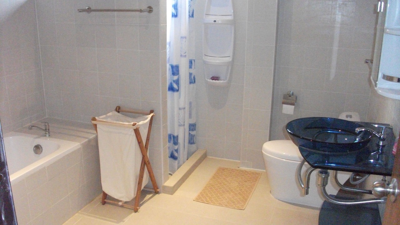Photo of Bathroom in Thep Kasattri