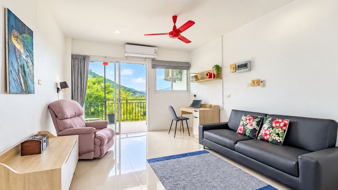 Photo of Livingroom in Chalong