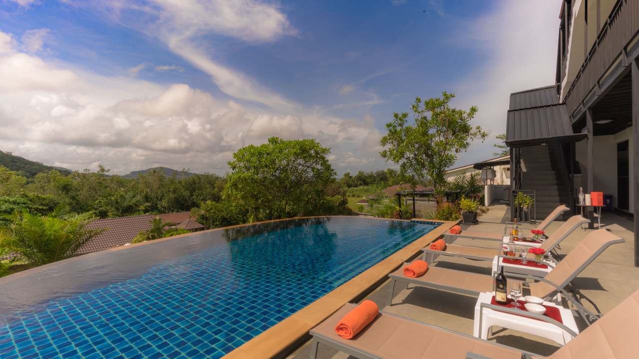 Photo of Outdoor in Chalong