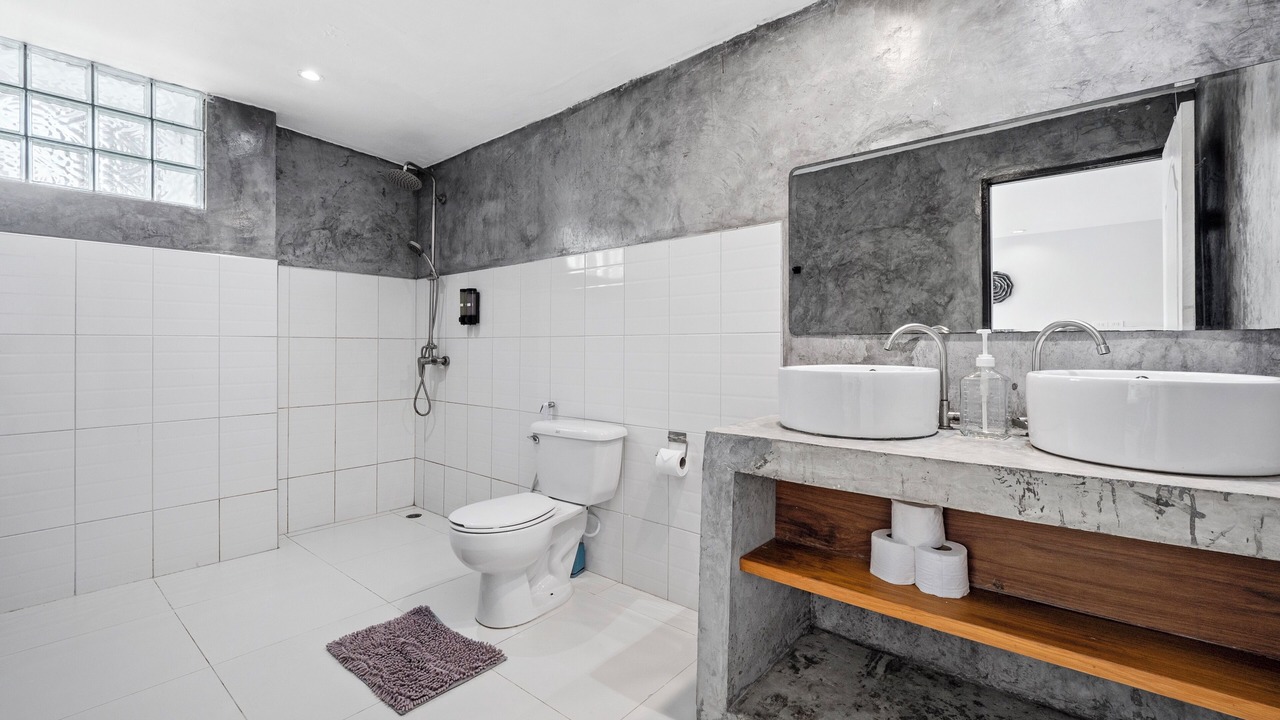 Photo of Bathroom in Kathu