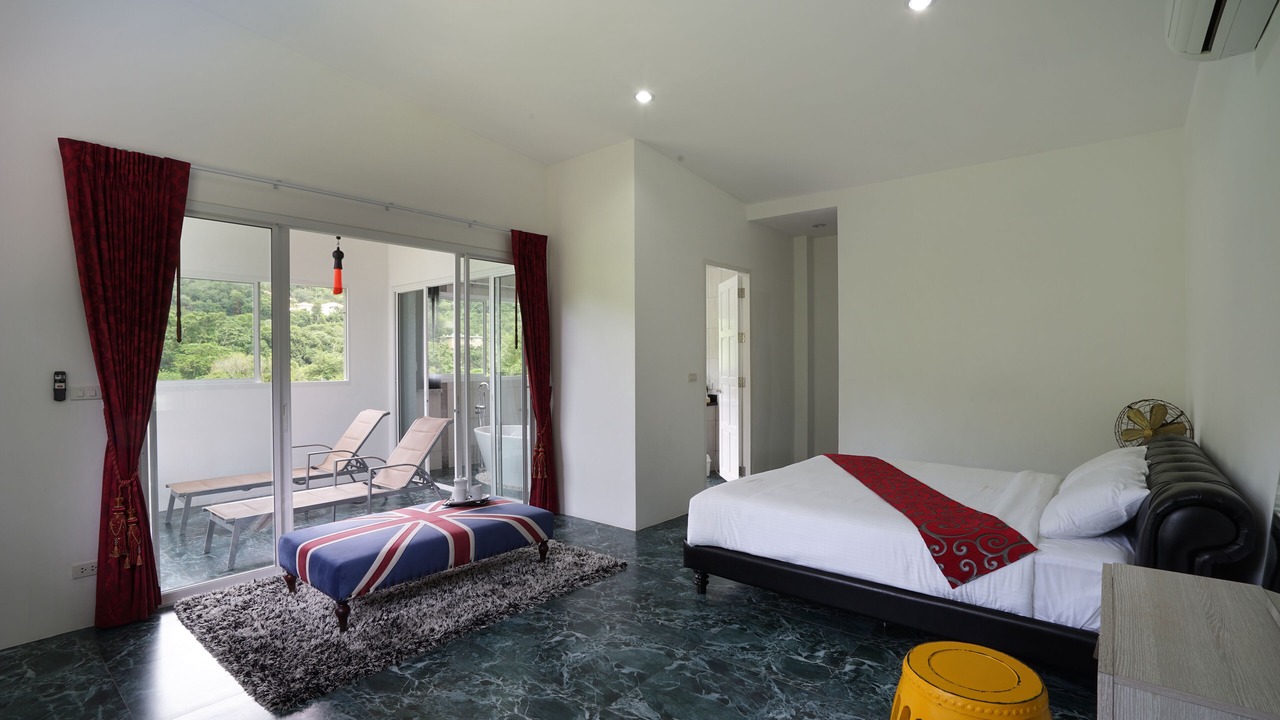 Photo of Bedroom in Chalong