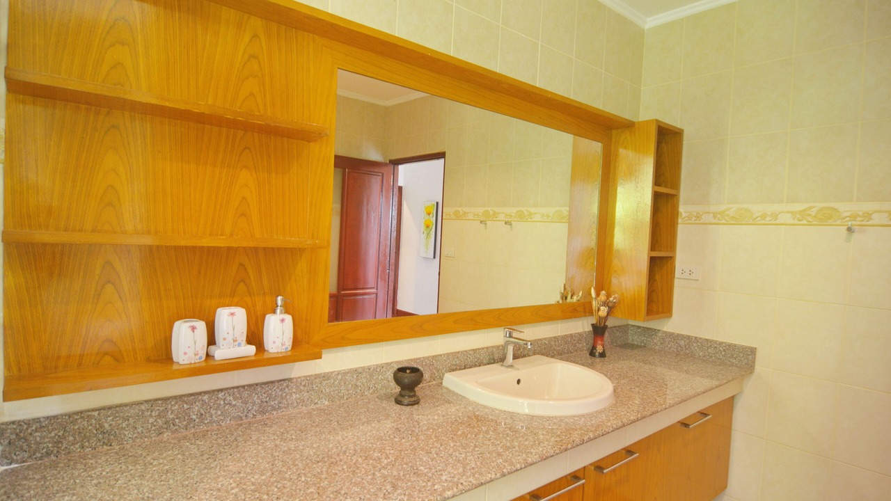 Photo of Bathroom in Ko Lanta