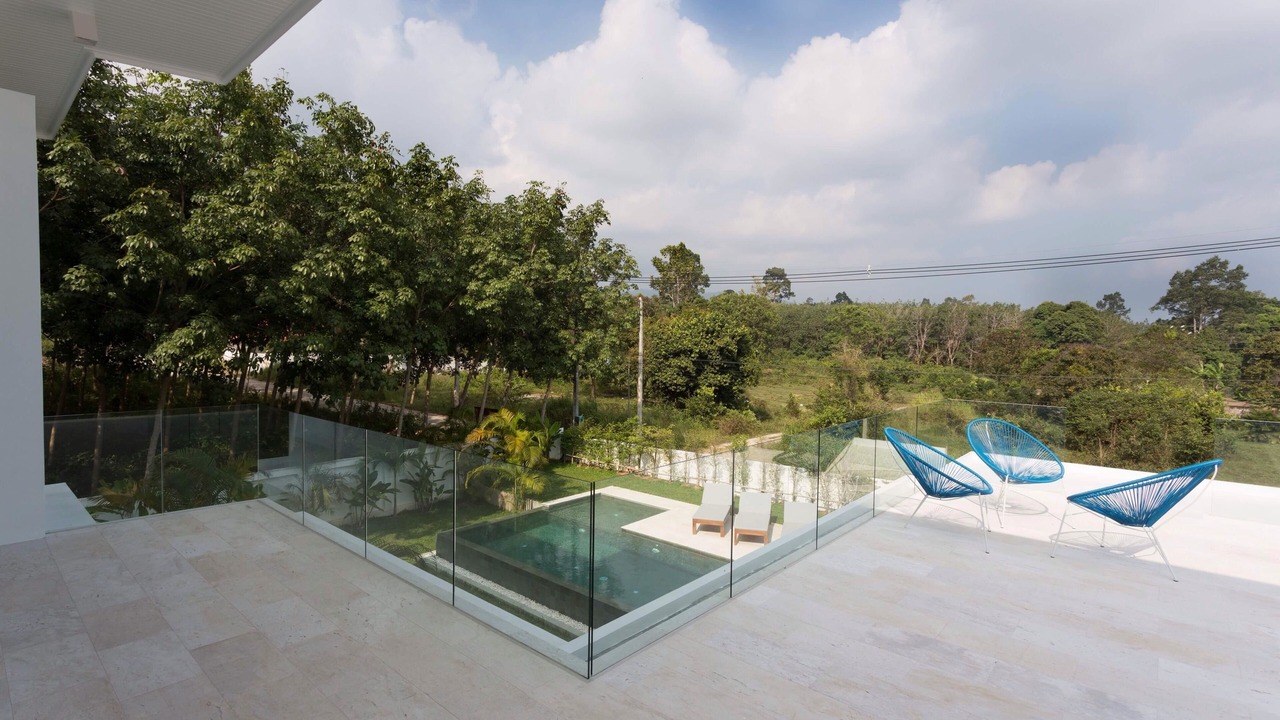 Photo of Patio Balcony in Na Mueang