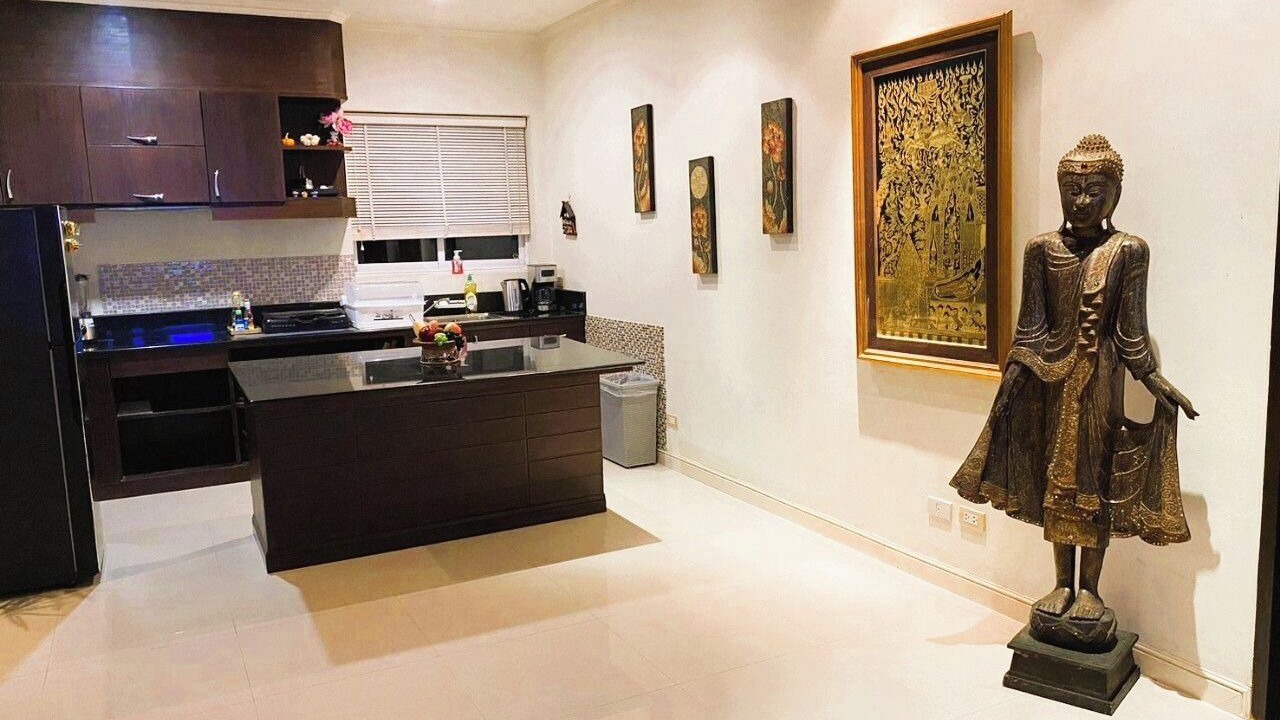 Photo of Kitchen in Karon