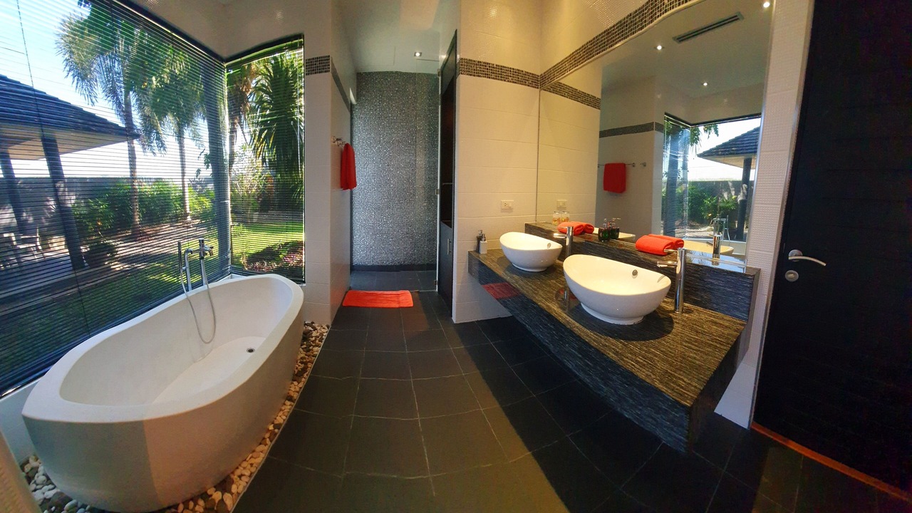 Photo of Bathroom in Choeng Thale