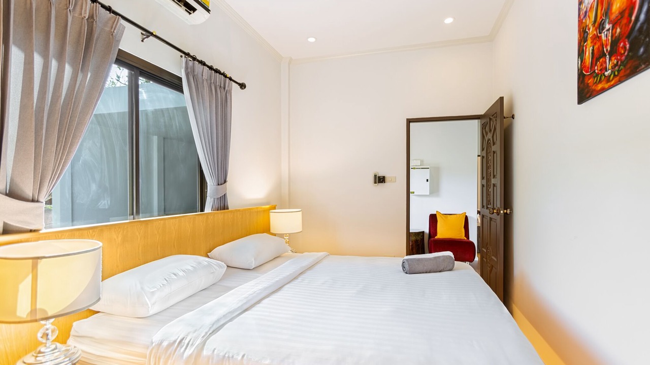 Photo of Bedroom in Chalong
