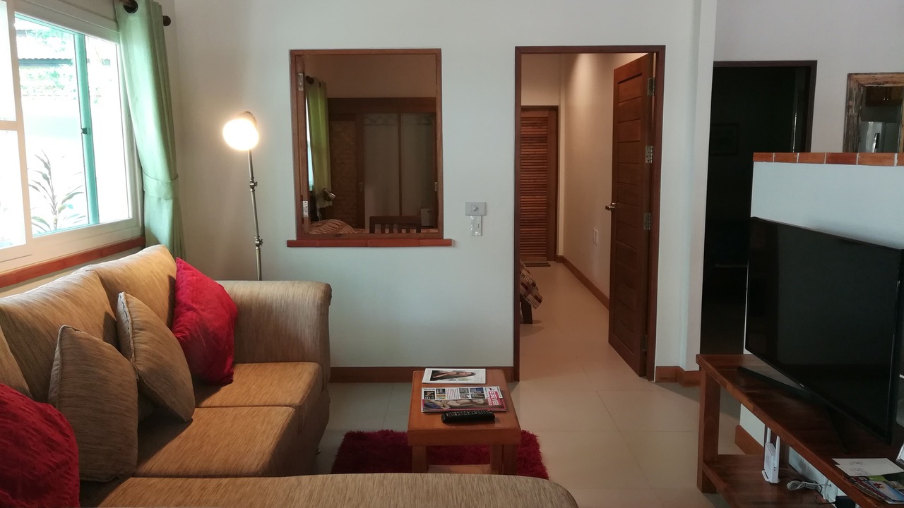 Photo of Livingroom in Nai Harn