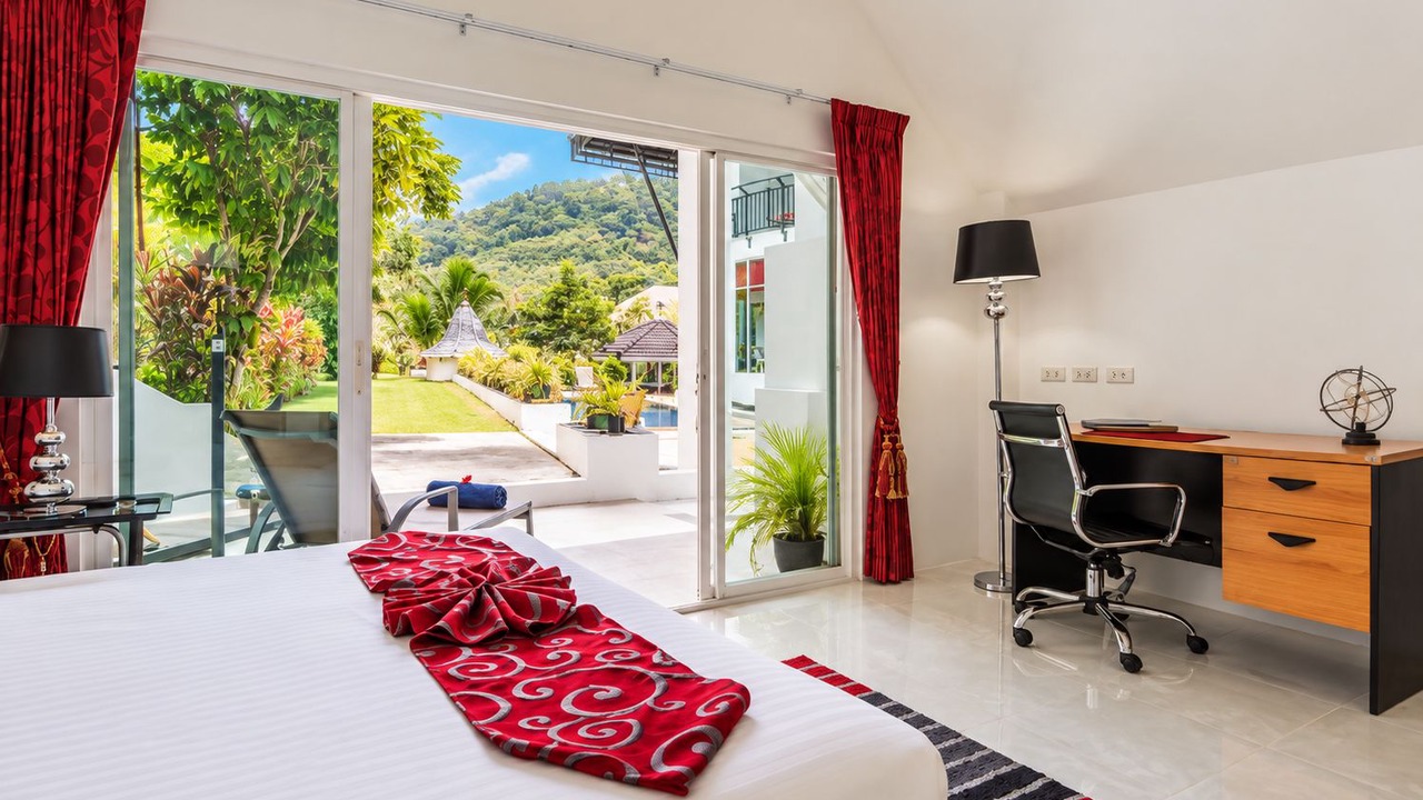 Photo of Bedroom in Chalong