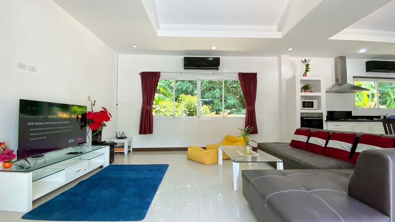 Photo of Livingroom in Chalong