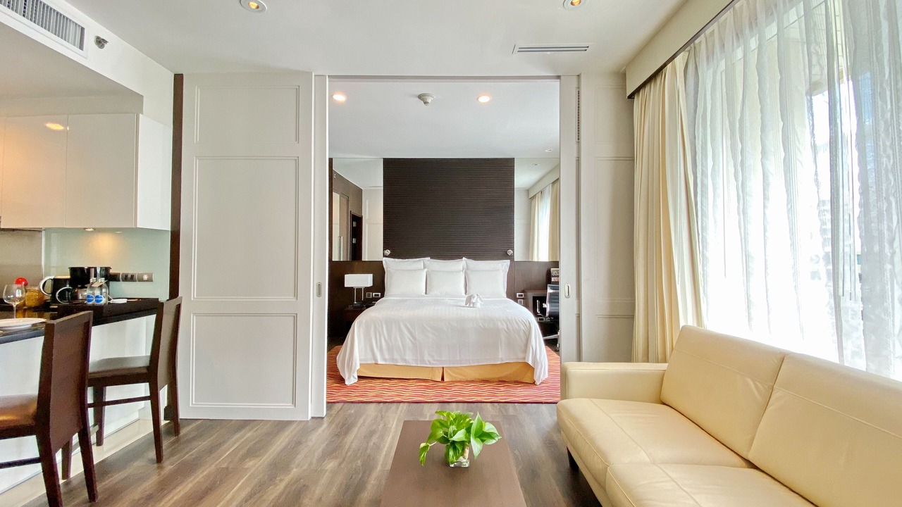 Photo of Livingroom in Khlong Tan