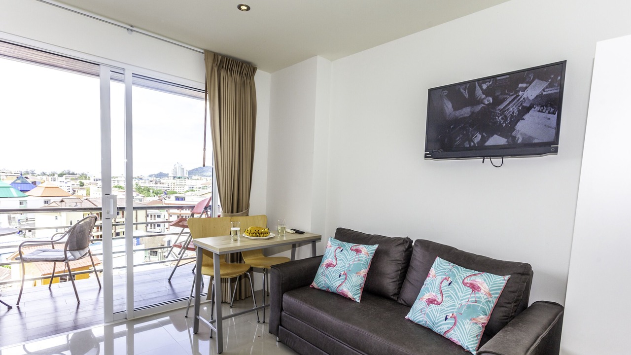 Photo of Livingroom in Nanai Road