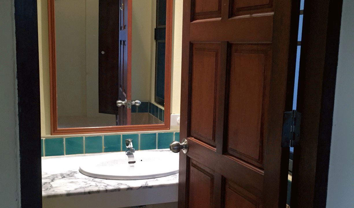 Photo of Bathroom in Kata