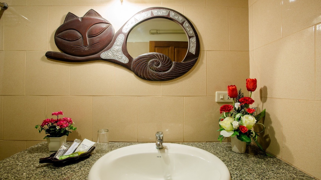 Photo of Bathroom in Nanai Road