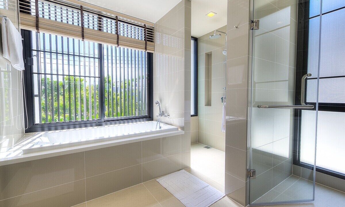 Photo of Bathroom in Laguna