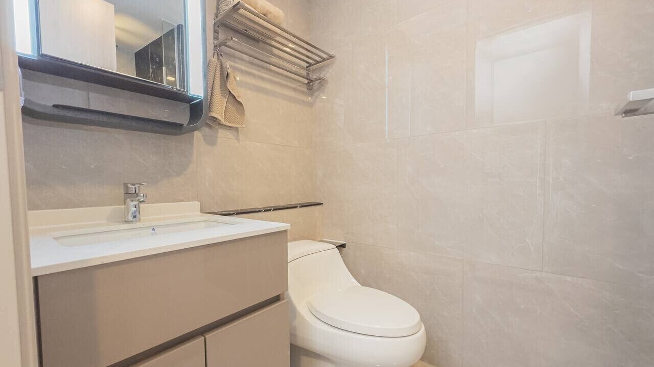 Photo of Bathroom in Rama 9