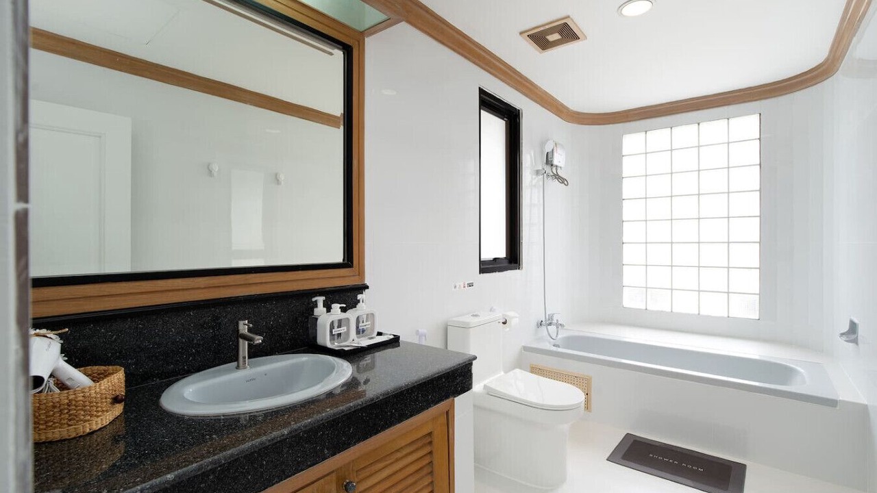 Photo of Bathroom in Ploenchit