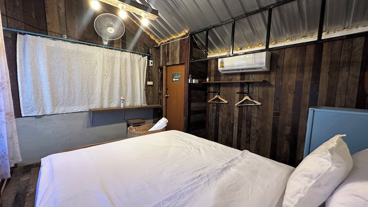 Photo of Bedroom in Chalong