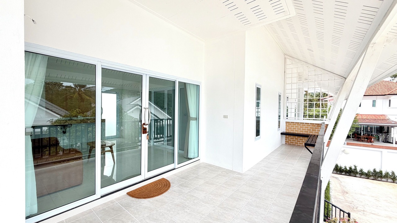 Photo of Patio Balcony in Thong Sala