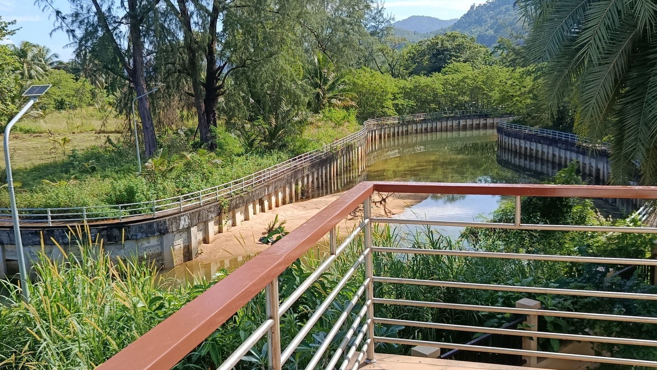 Photo of Outdoor in Khuekkhak