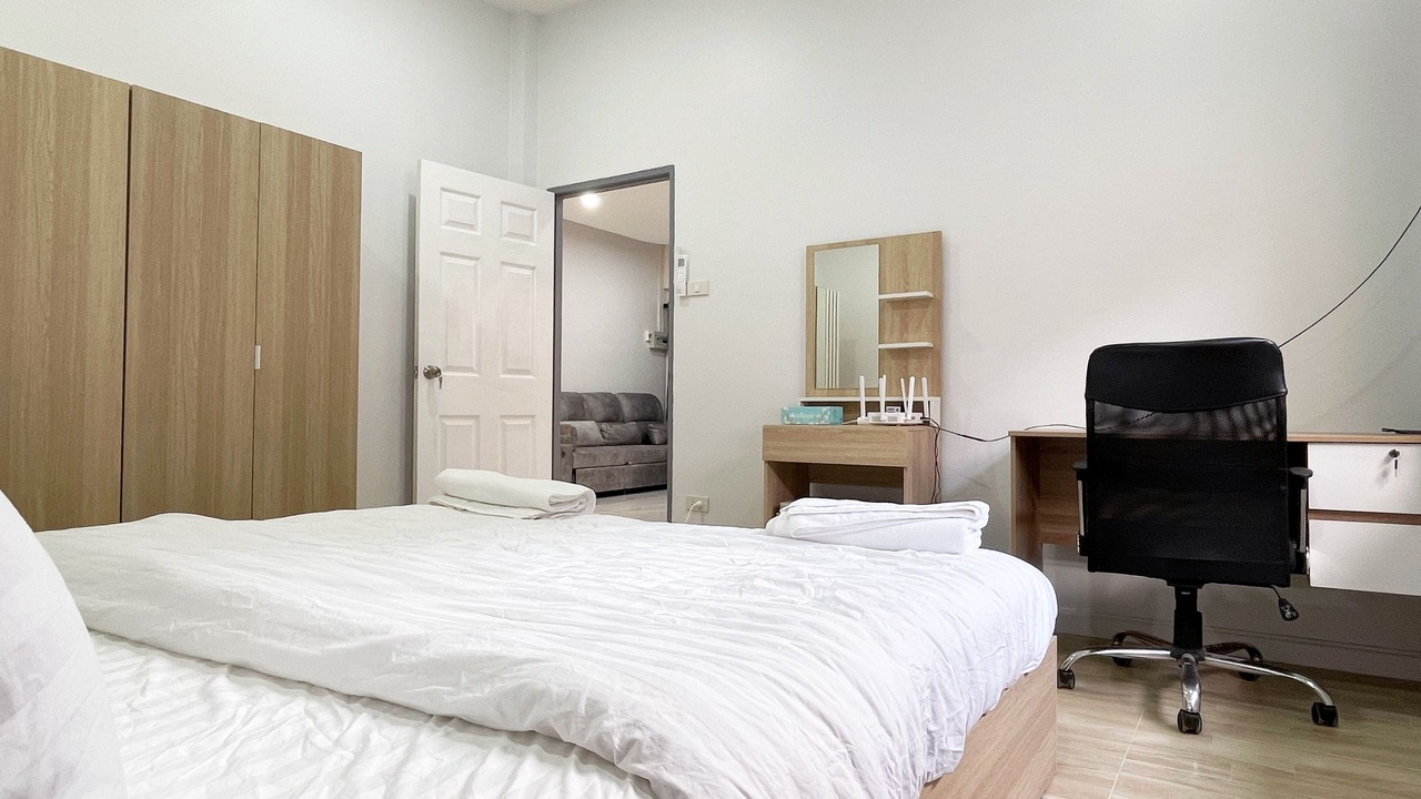 Photo of Bedroom in Si Sunthon