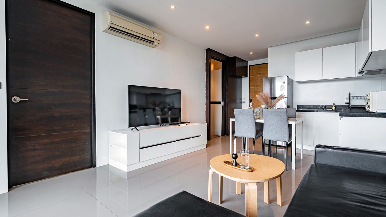 Photo of Livingroom in Nai Harn